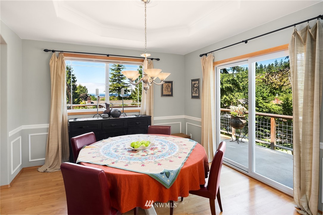 6403 Norma Beach Road Edmonds, WA 98026 - Photo 10 of 40 Gallery Image 10