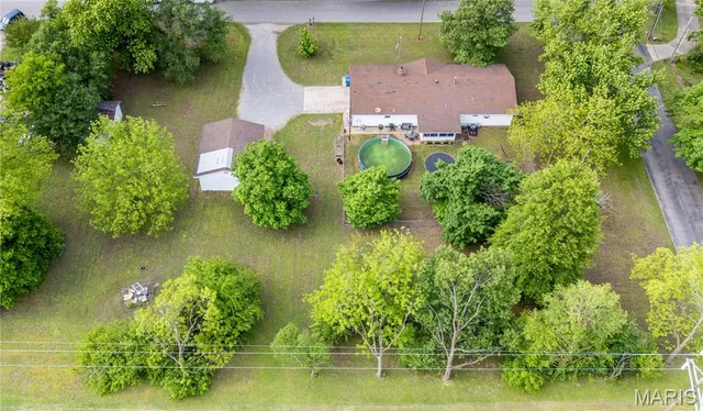 $185,000 | 211 East Elm Street, Bertrand, MO 63823