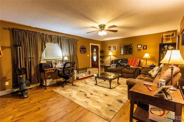 $185,000 | 211 East Elm Street, Bertrand, MO 63823