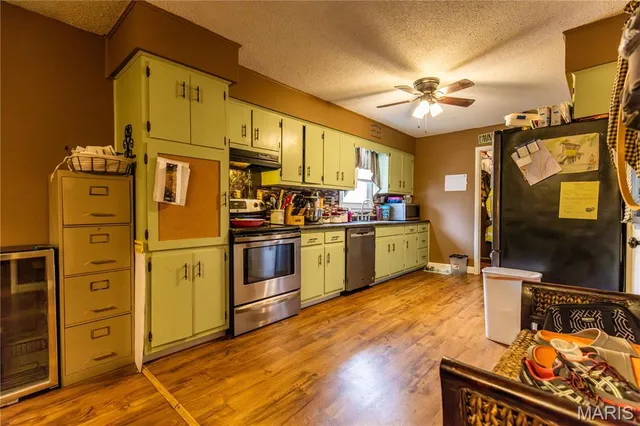 $185,000 | 211 East Elm Street, Bertrand, MO 63823