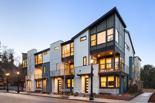 $607,596 | 26855 Northeast Boyd Way, Unit 102, Duvall, WA 98019