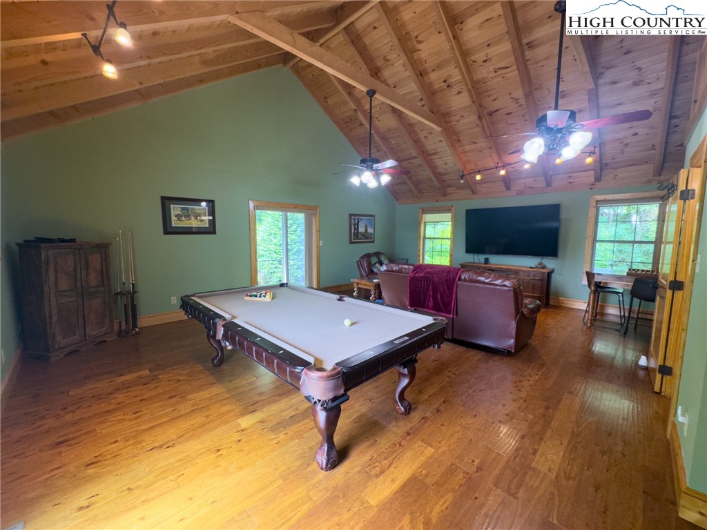 150 Tuscany Ridge Sugar Grove, NC 28679 - Photo 28 of 45 a room with furniture pool table and flat screen tv