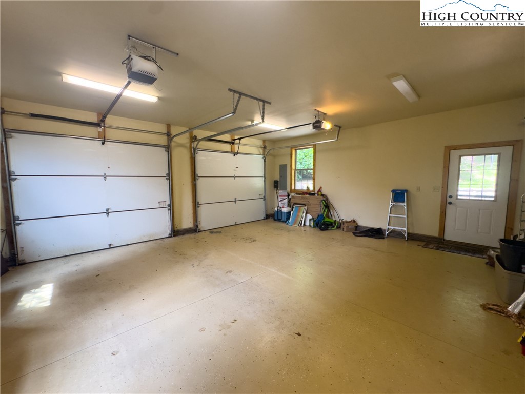 150 Tuscany Ridge Sugar Grove, NC 28679 - Photo 36 of 45 a view of a room with gym equipment