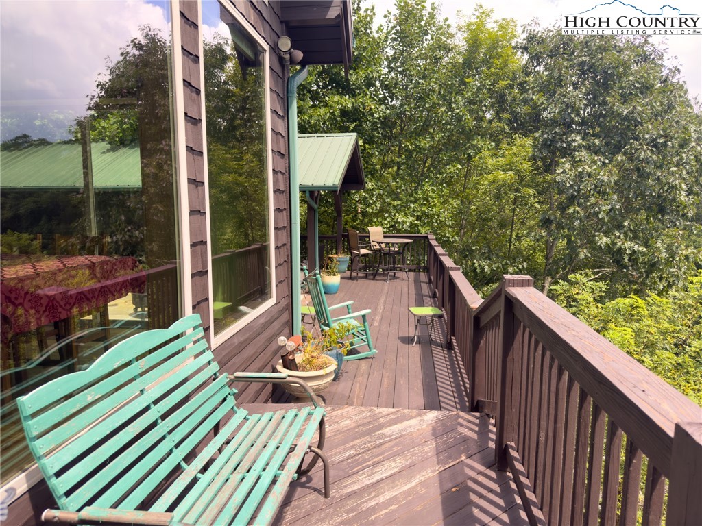 150 Tuscany Ridge Sugar Grove, NC 28679 - Photo 38 of 45 a view of deck with patio