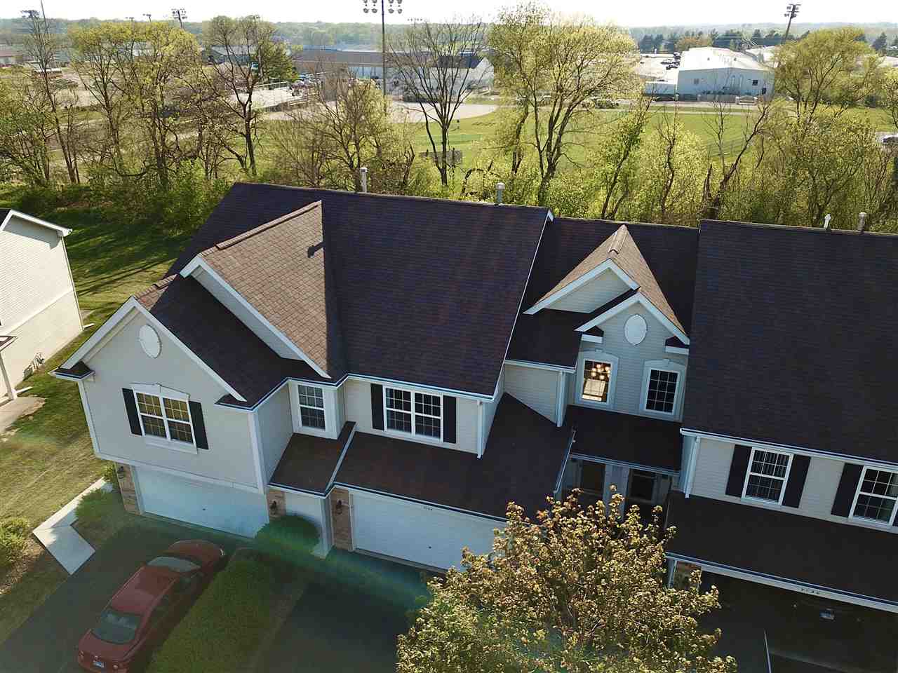 9128 Romeldale Lane Roscoe, IL 61073 - Photo 3 of 24 Gallery Image 3