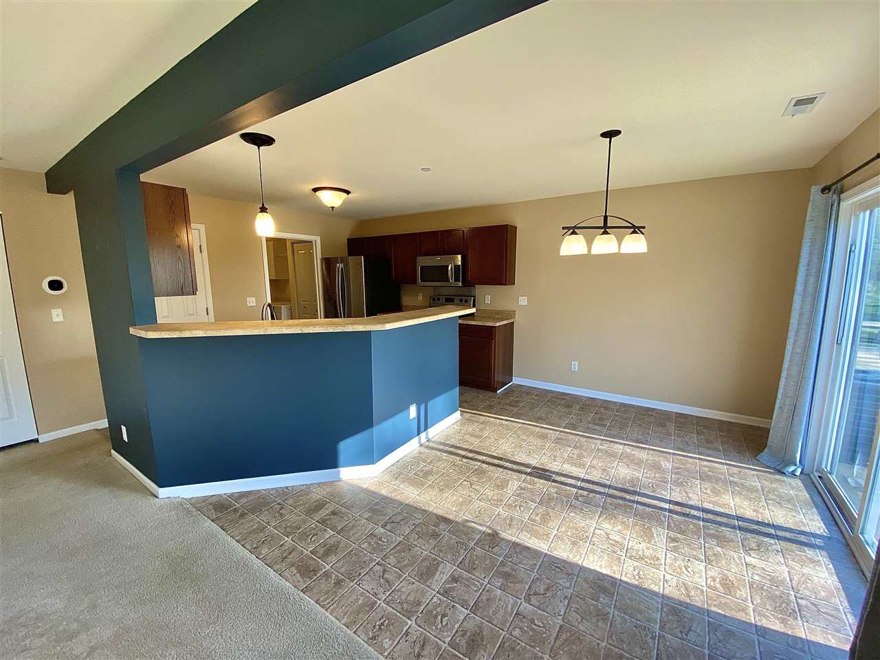 9128 Romeldale Lane Roscoe, IL 61073 - Photo 7 of 24 Gallery Image 7