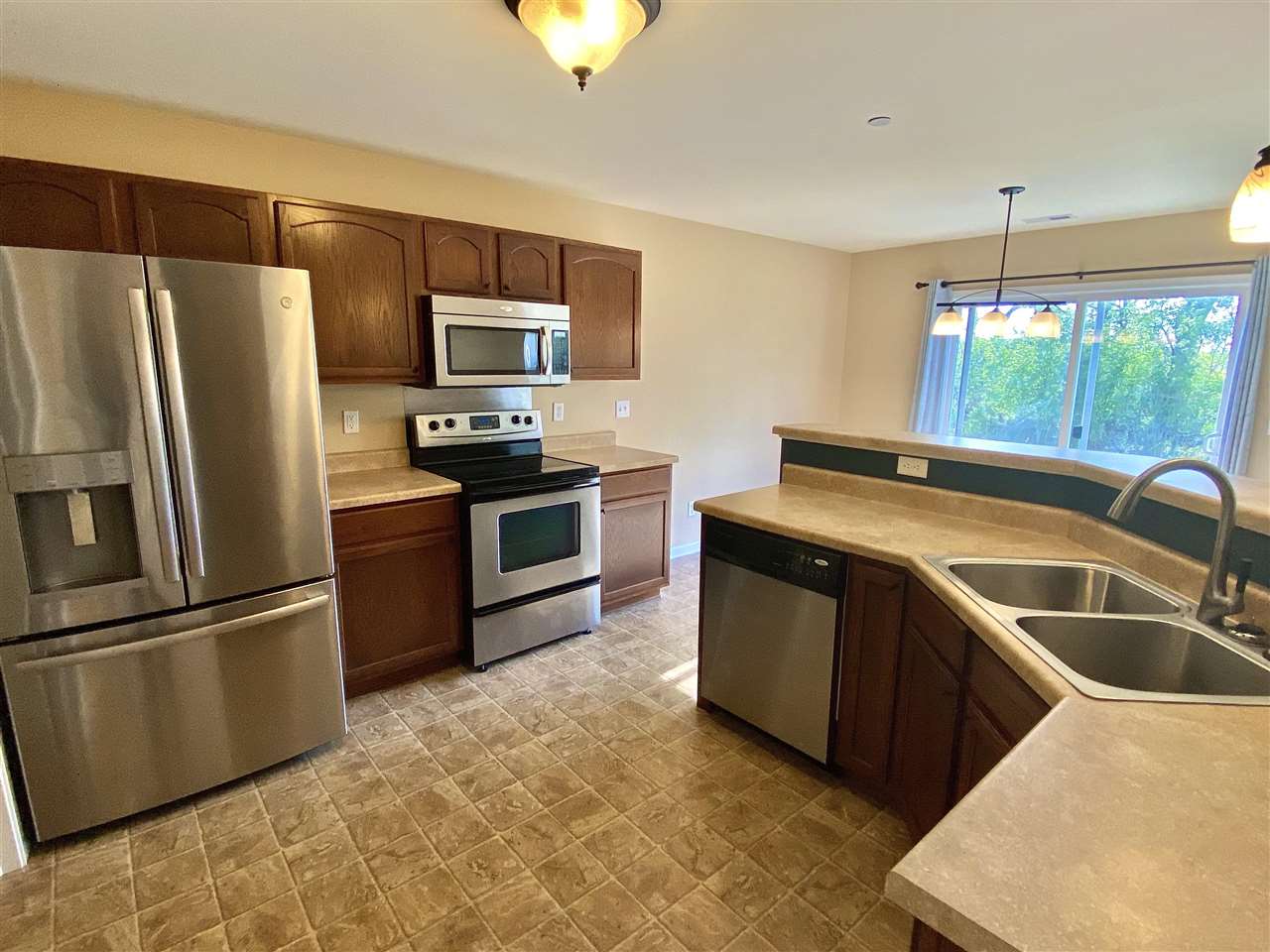 9128 Romeldale Lane Roscoe, IL 61073 - Photo 10 of 24 Gallery Image 10