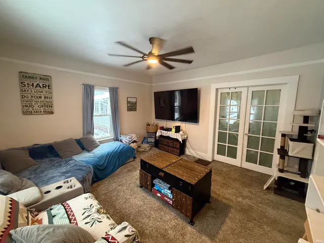 $189,000 | 214 Clark Street, Kendallville, IN 46755