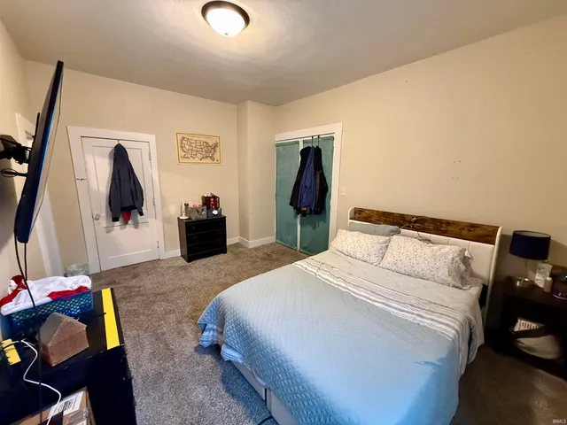 $189,000 | 214 Clark Street, Kendallville, IN 46755