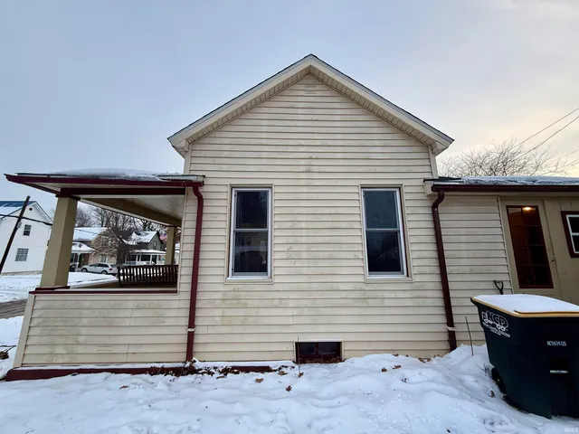$189,000 | 214 Clark Street, Kendallville, IN 46755