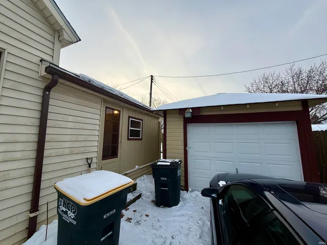 $189,000 | 214 Clark Street, Kendallville, IN 46755