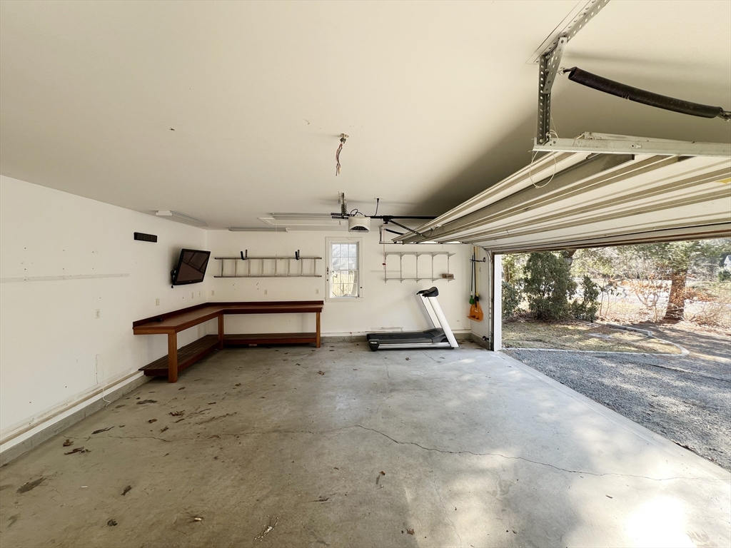 230 Chuckles Way Barnstable, MA 02648 - Photo 23 of 24 Gallery Image 23