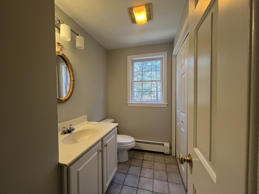 230 Chuckles Way Barnstable, MA 02648 - Photo 7 of 24 Gallery Image 7
