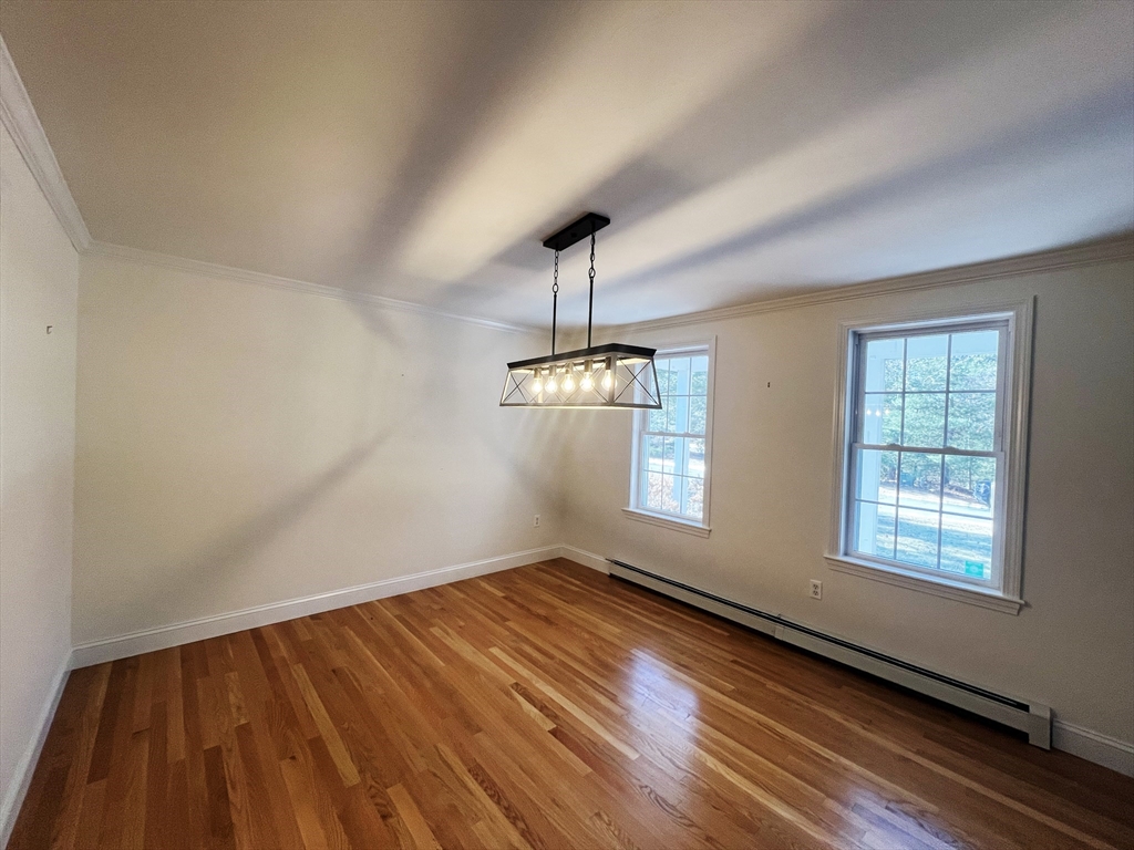 230 Chuckles Way Barnstable, MA 02648 - Photo 8 of 24 Gallery Image 8