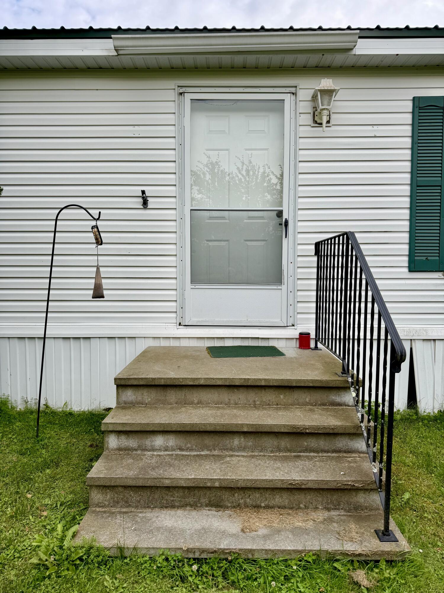 142 Lake Road Levant, ME 04456 - Photo 28 of 54 Front Door