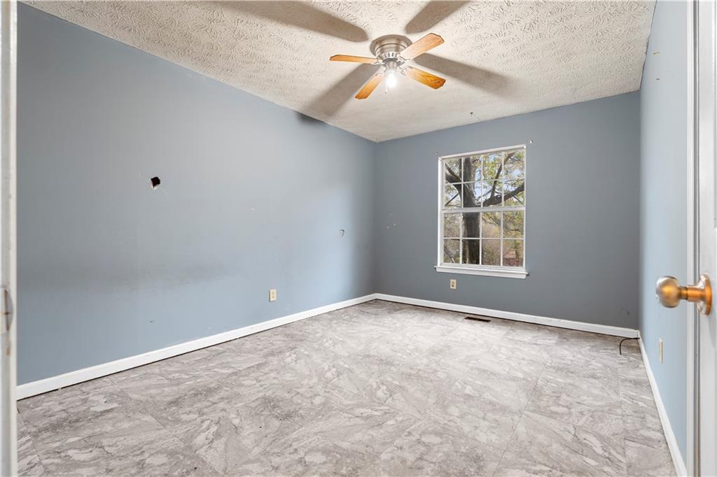 6 Highpoint Court Cartersville, GA 30120 - Photo 13 of 32