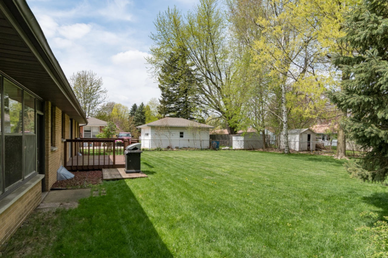3414 Grace Road Kalamazoo, MI 49006 - Photo 14 of 18 Grace Rd-13