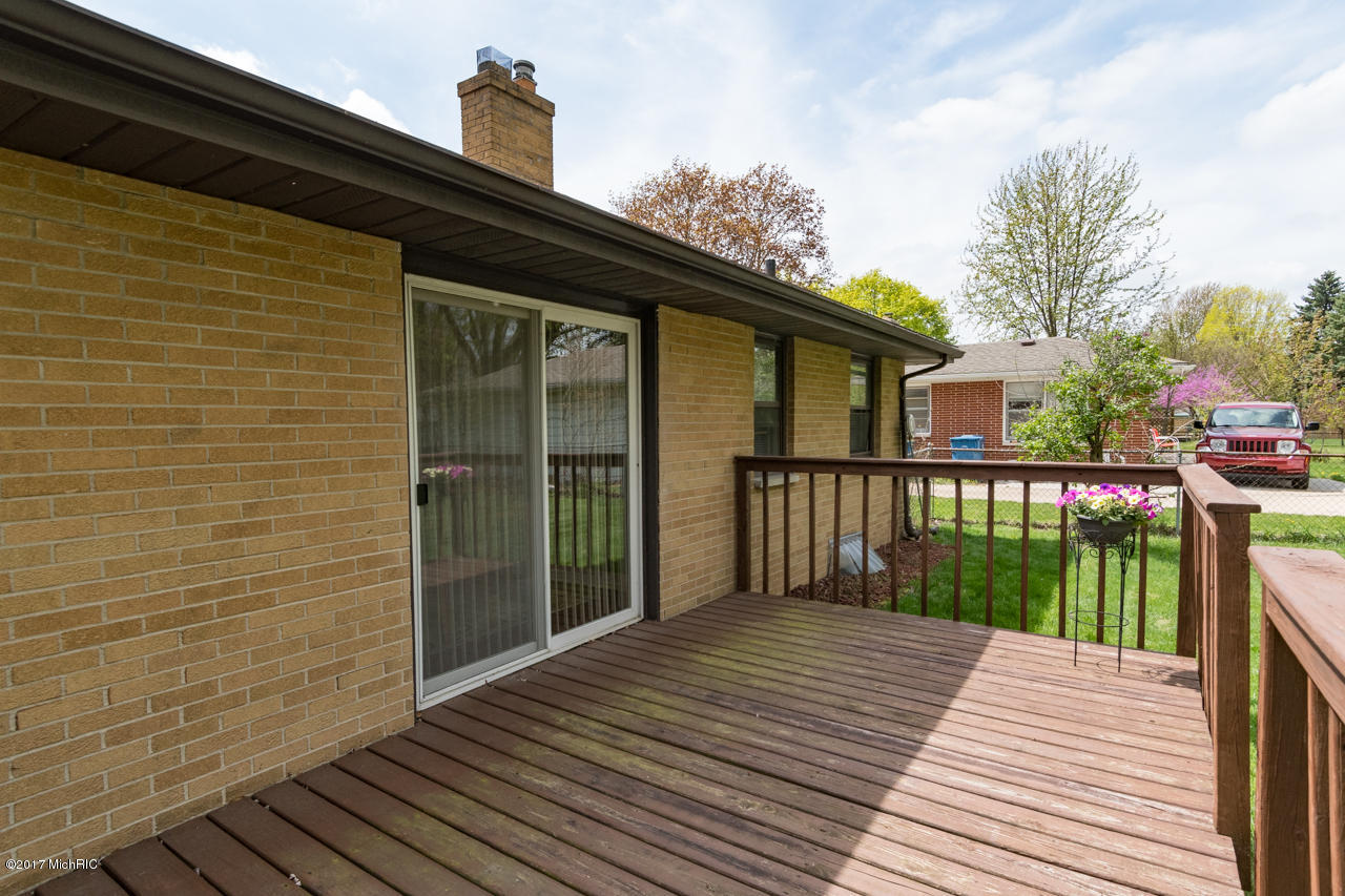 3414 Grace Road Kalamazoo, MI 49006 - Photo 15 of 18 Grace Rd-14