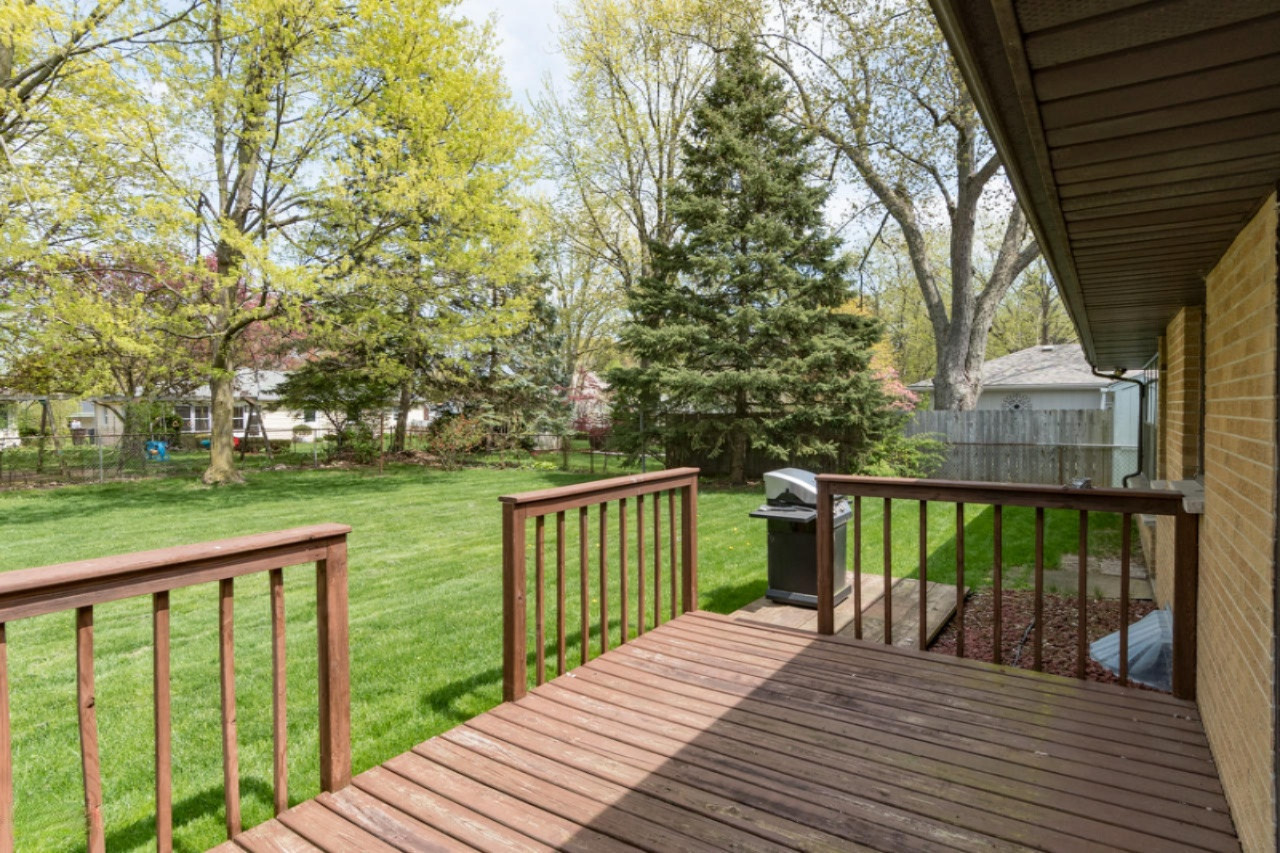 3414 Grace Road Kalamazoo, MI 49006 - Photo 16 of 18 Grace Rd-15