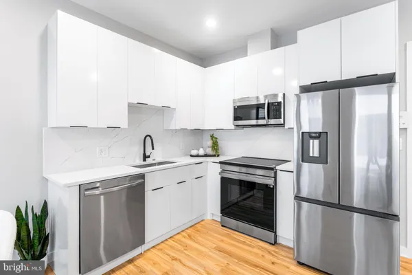$299,900 | 1358 Florida Avenue Northeast, Unit 304, Washington, DC 20002