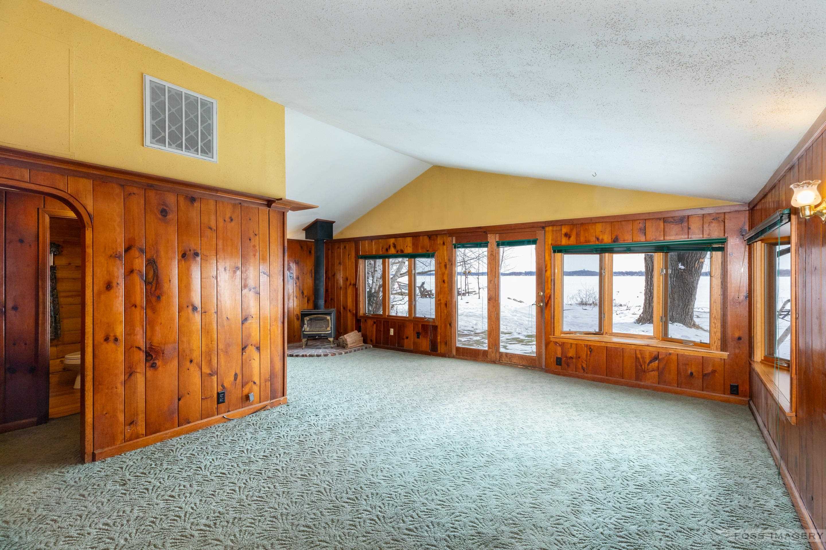 2804 Waubesa Avenue Madison, WI 53711 - Photo 3 of 36