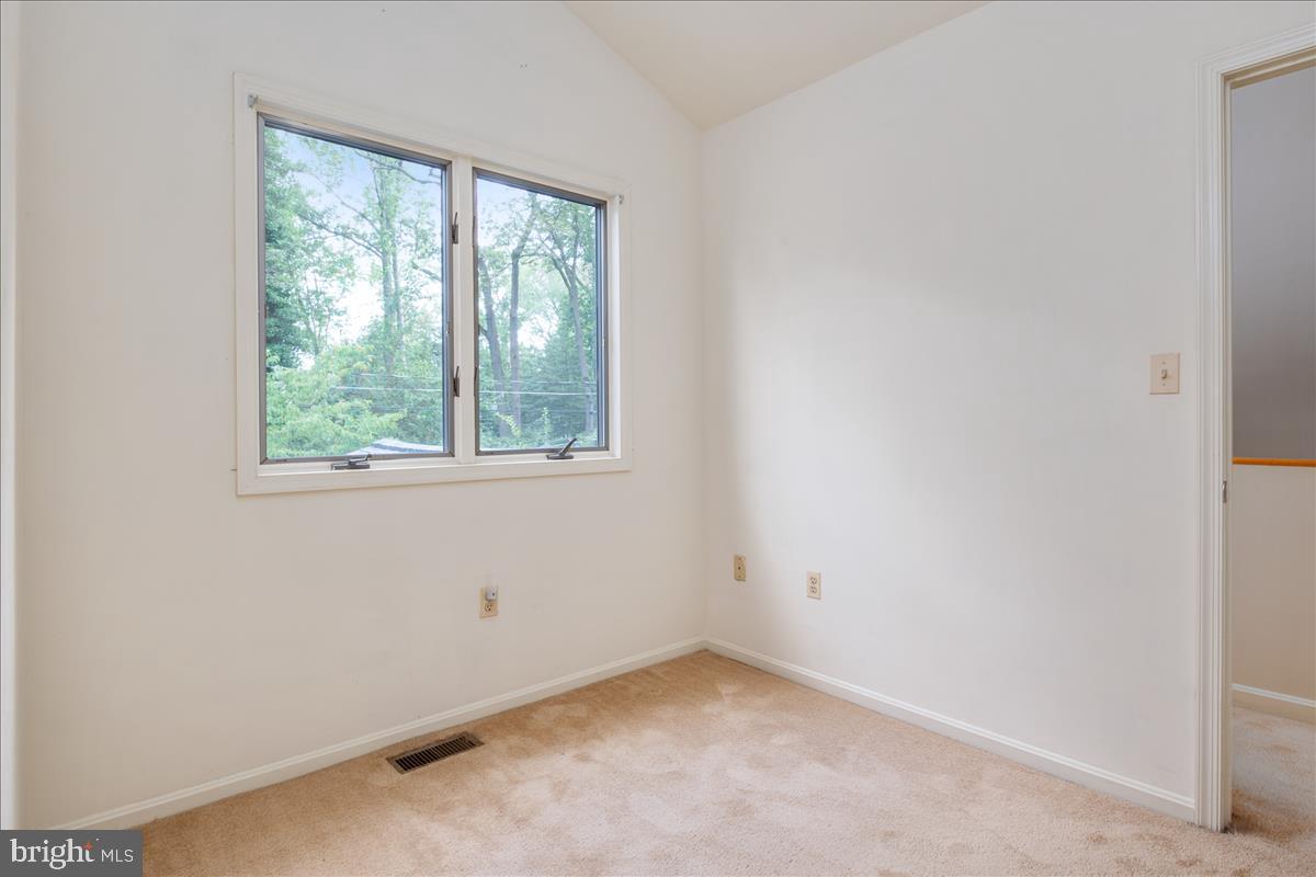 752 Valentine Road Crownsville, MD 21032 - Photo 27 of 47 2nd Floor Bedroom.