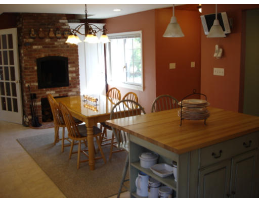 75 Groton Road Lunenburg, MA 01462 - Photo 7 of 27