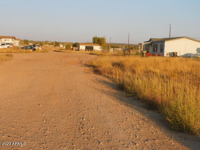197 West Baja Road, Unit 362 Paulden, AZ 86334 - Photo 9 of 10 street view right