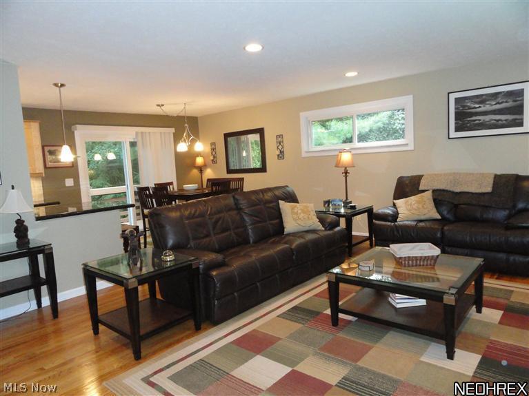 3014 Bancroft Road Akron, OH 44333 - Photo 3 of 25 Gallery Image 3