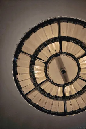 $1,200,000 | 70 Pheasant Run, Roslyn, NY 11576