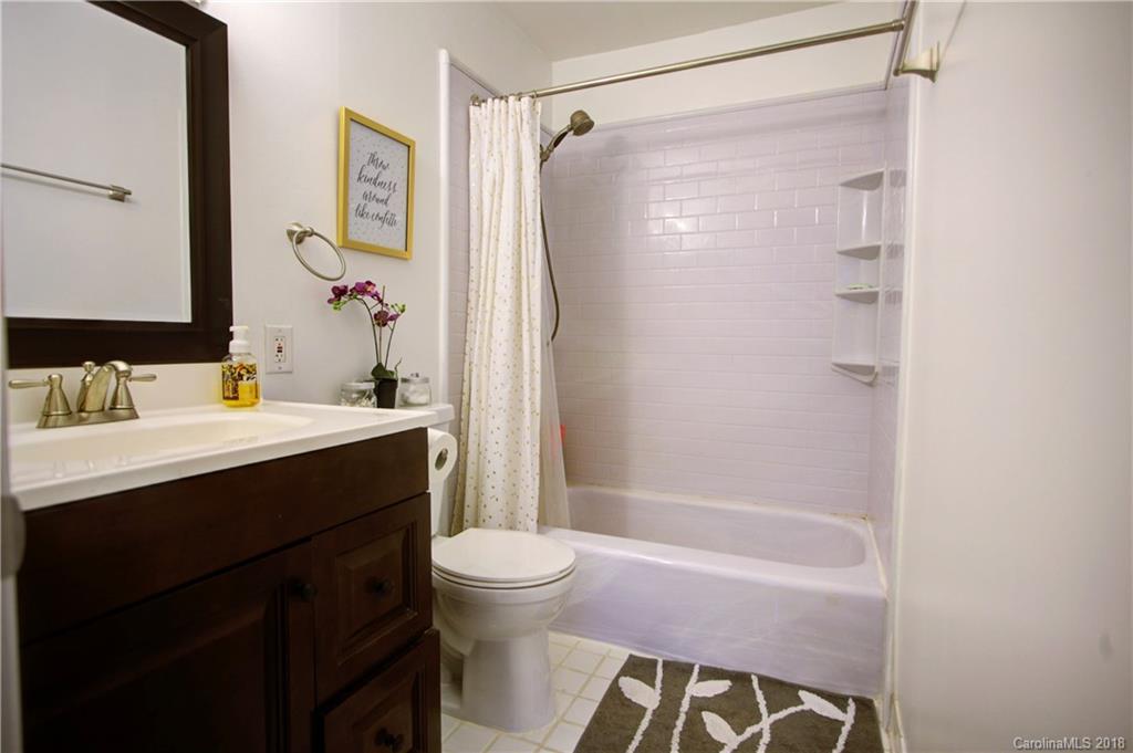 430 Queens Road, Unit 122 Charlotte, NC 28207 - Photo 10 of 19