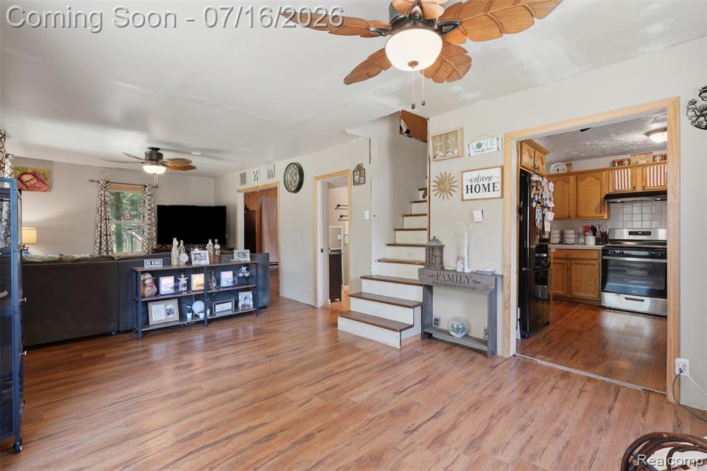 9490 Clark Road East Lansing, MI 48823 - Photo 10 of 30