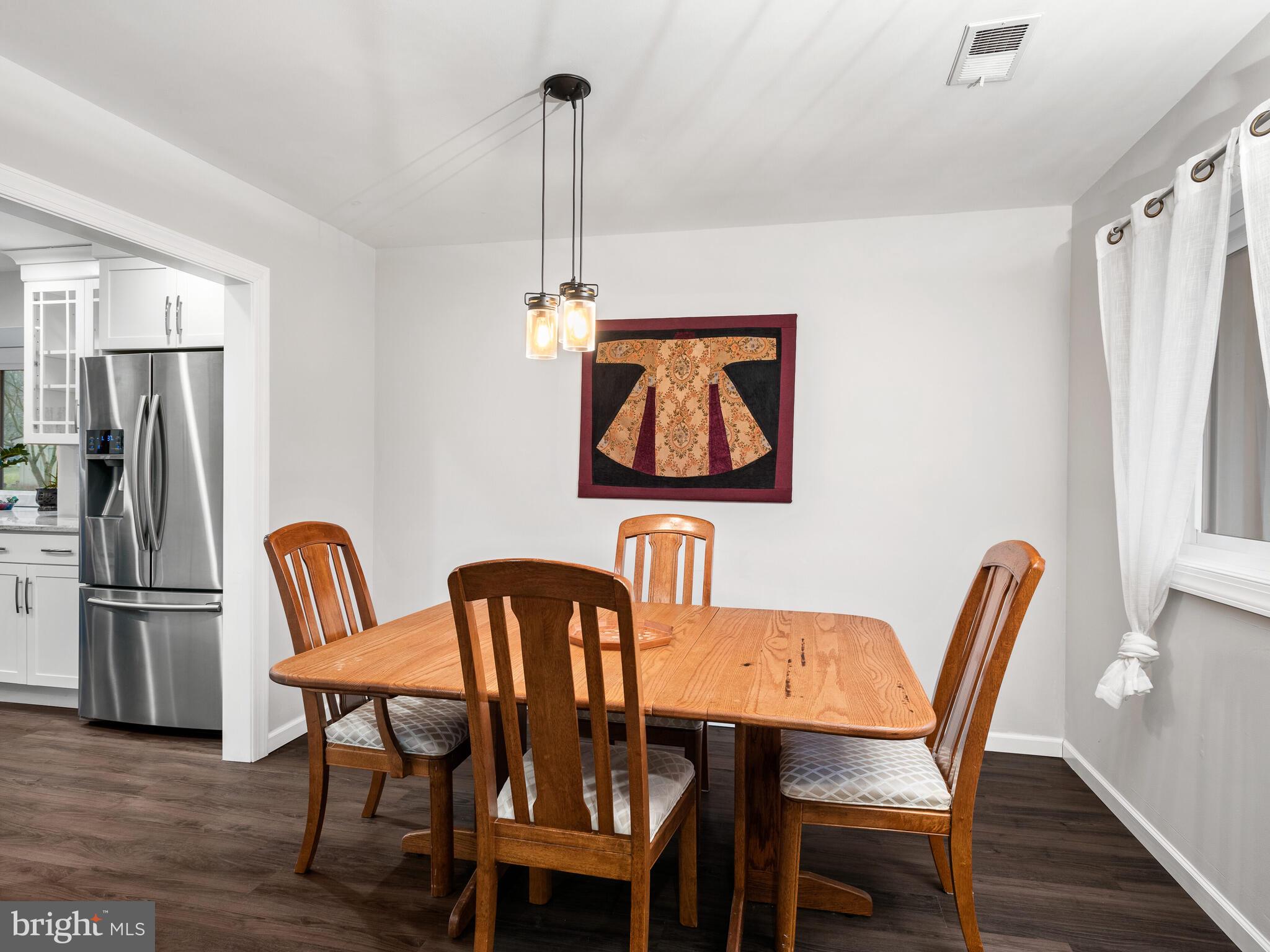 1102 Brinton Place Road, Unit 18 West Chester, PA 19380 - Photo 8 of 37 Dining Room