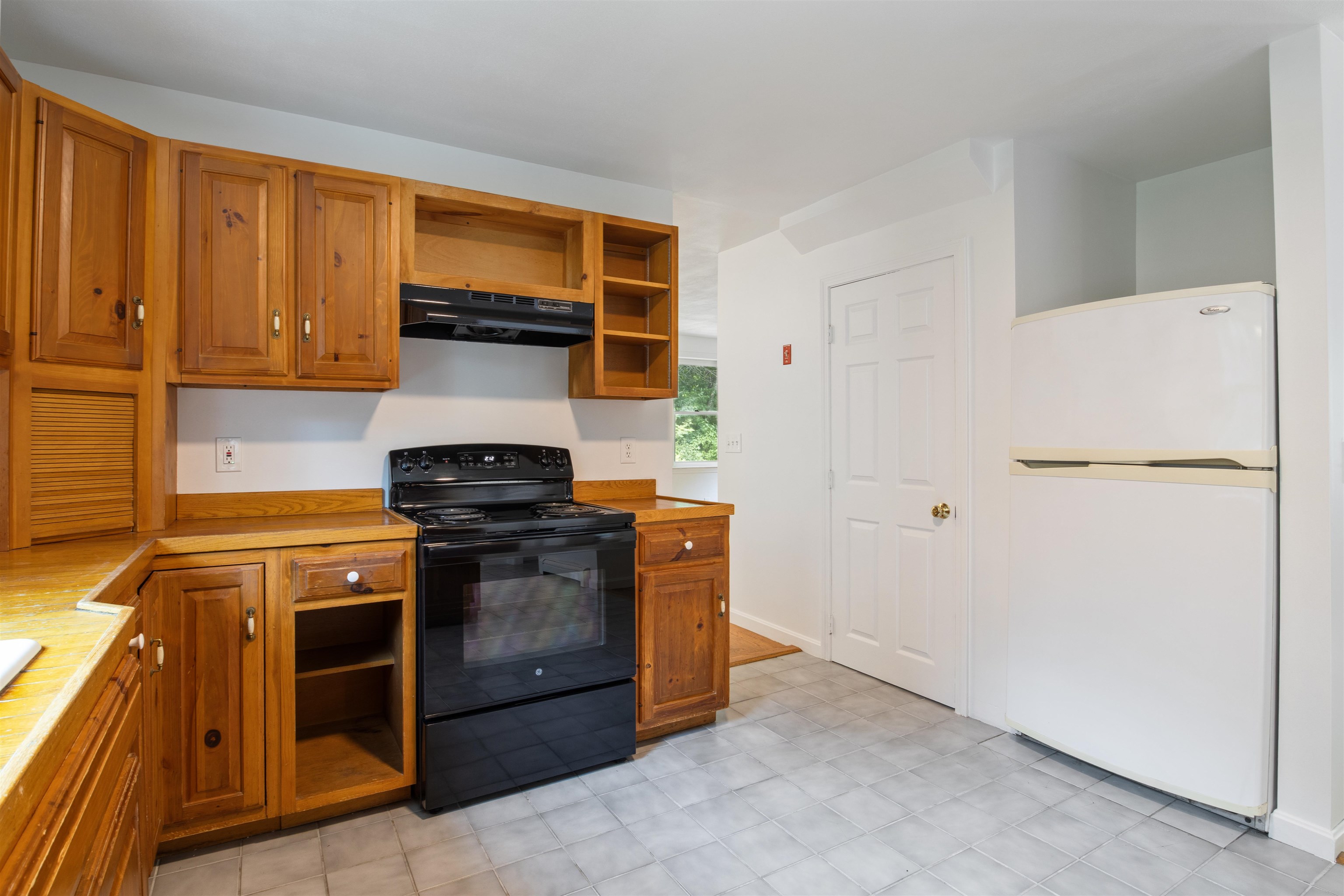 5 Huntington Place Hampton, NH 03842 - Photo 16 of 47