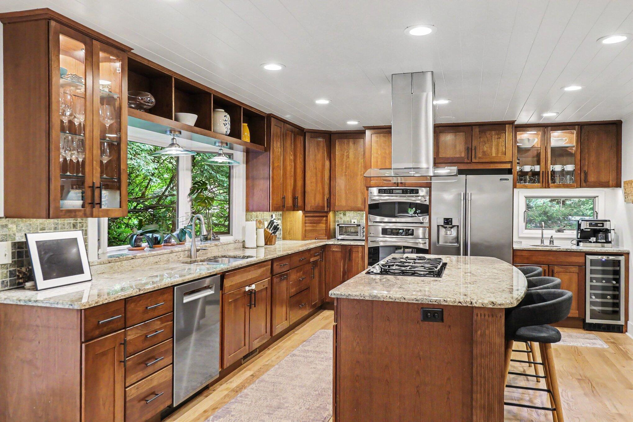 2411 Londonderry Road Ann Arbor, MI 48104 - Photo 8 of 61 013_file_4194