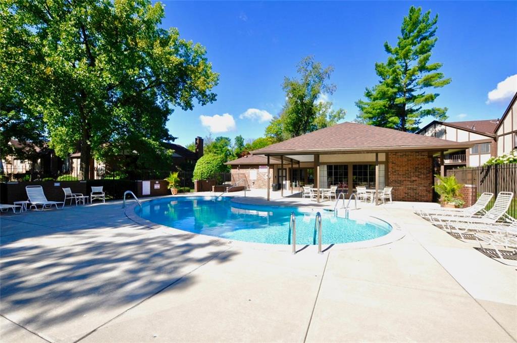 2234 Rome Drive Indianapolis, IN 46228 - Photo 8 of 30 Gallery Image 8