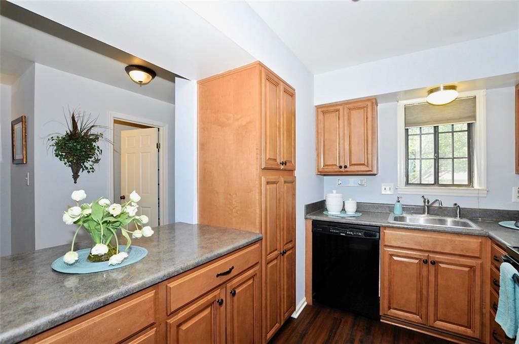 2234 Rome Drive Indianapolis, IN 46228 - Photo 9 of 30 Gallery Image 9