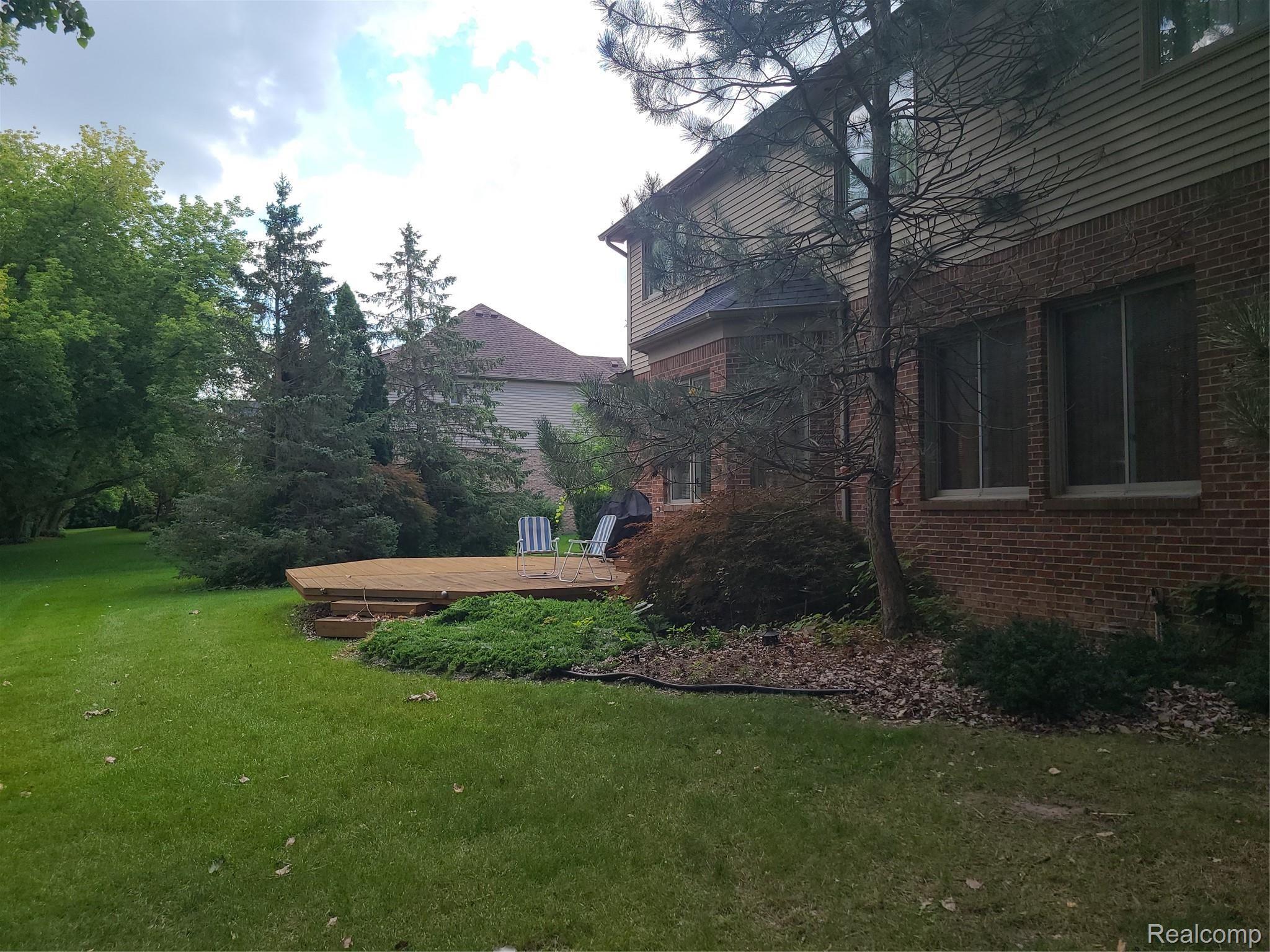 6742 Kennesaw Road Canton, MI 48187 - Photo 57 of 63 20210803_122837.jpg