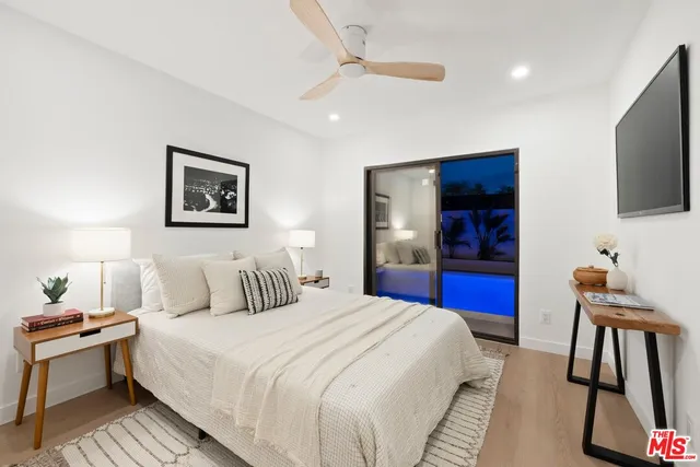 $1,099,000 | 15864 Marlin Place, Van Nuys, CA 91406