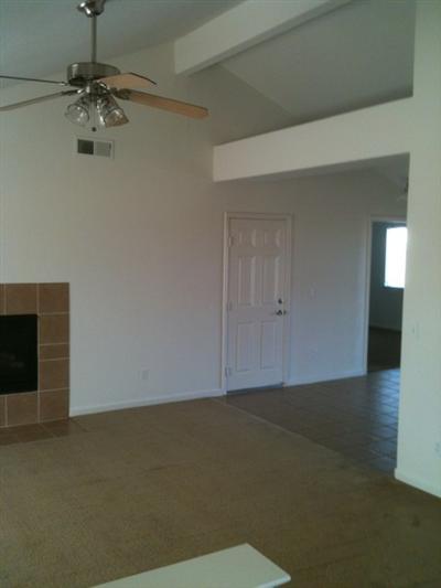 28609 Rancho Avenue Madera, CA 93638 - Photo 3 of 7 Gallery Image 3