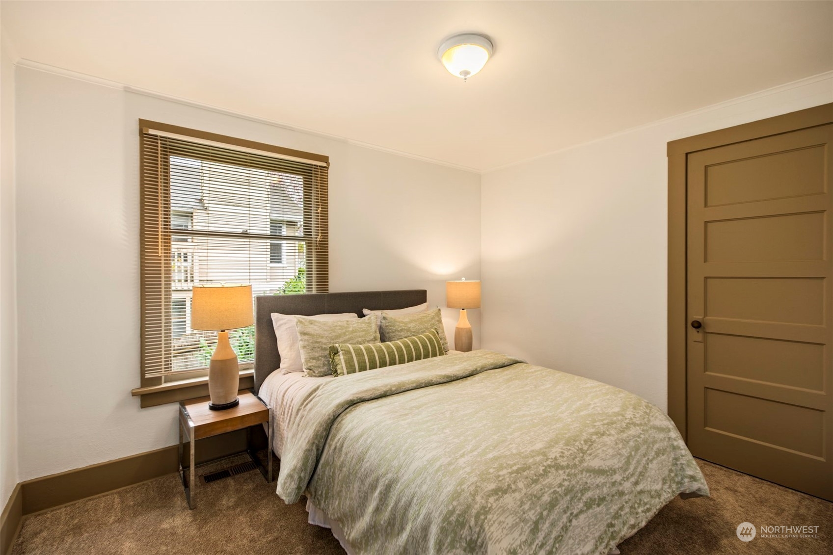 3416 Rockefeller Avenue Everett, WA 98201 - Photo 19 of 40 a bedroom with a bed and a window