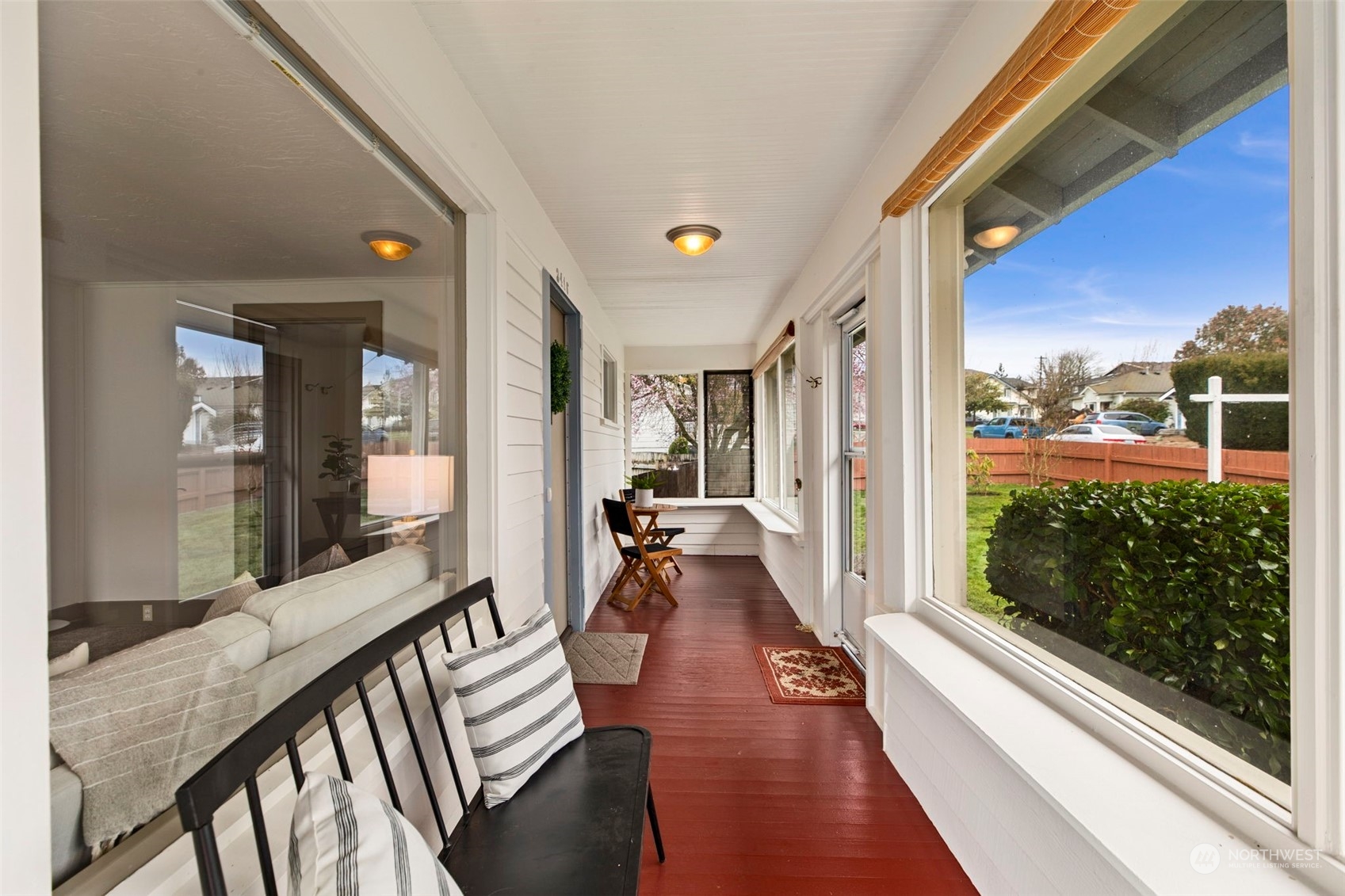 3416 Rockefeller Avenue Everett, WA 98201 - Photo 5 of 40 a view of a living room and a balcony