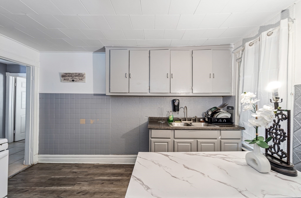 20 Revere Street Springfield, MA 01108 - Photo 18 of 30 Gallery Image 18