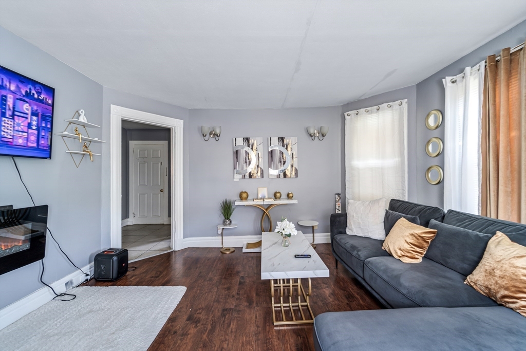 20 Revere Street Springfield, MA 01108 - Photo 7 of 30 Gallery Image 7