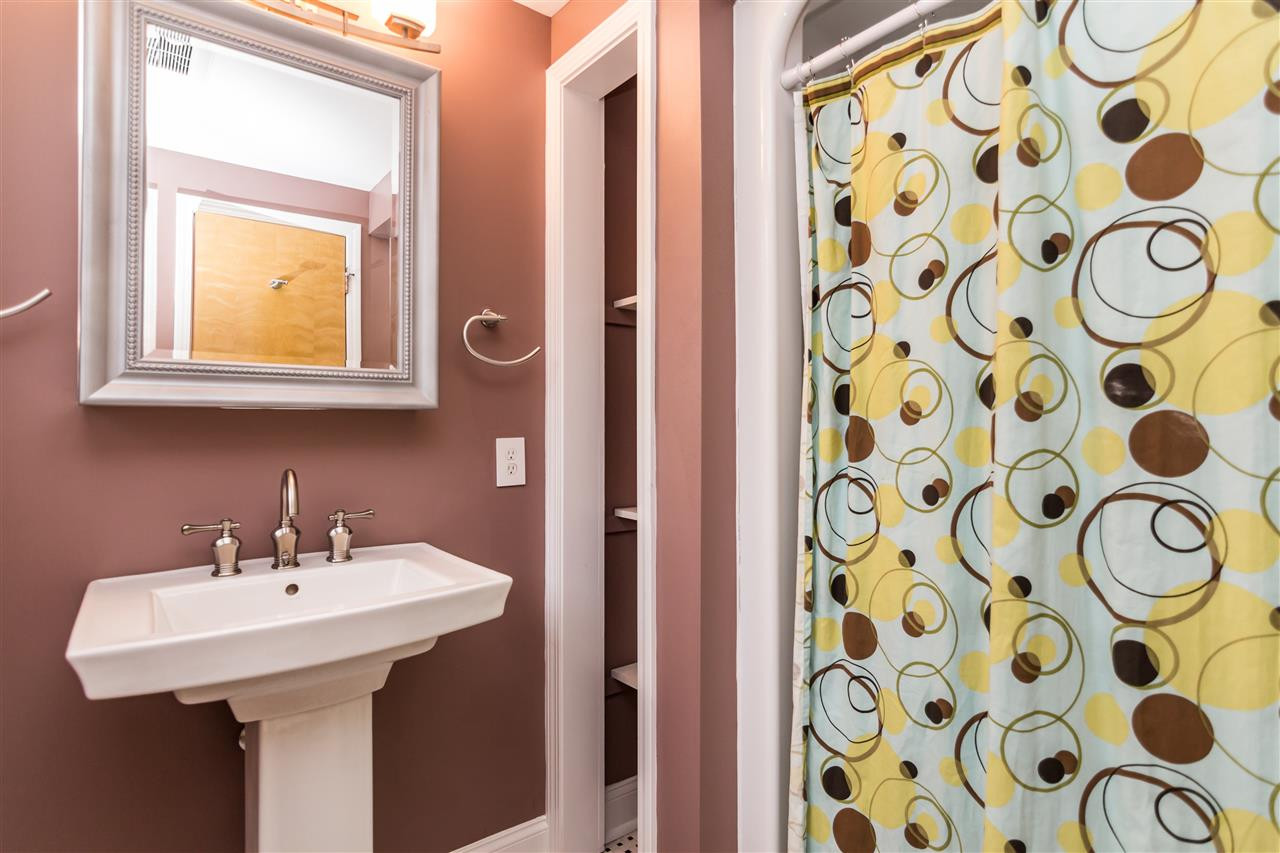 107 King William Road Raleigh, NC 27610 - Photo 15 of 25 Master Bath
