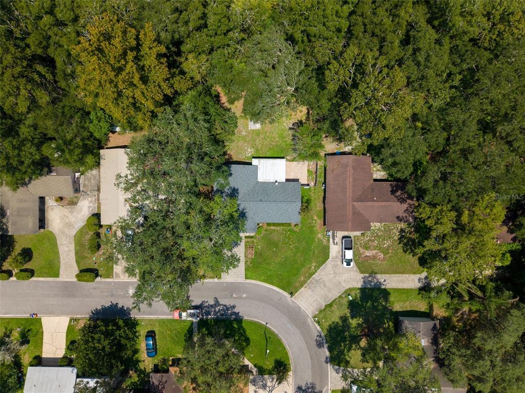 8114 Southwest 12th Place Gainesville, FL 32607 - Photo 8 of 45 Gallery Image 8