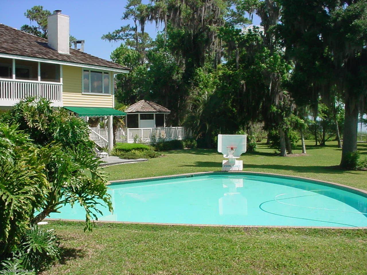 635 West River Road Palatka, FL 32177 - Photo 14 of 16 Heated Pool