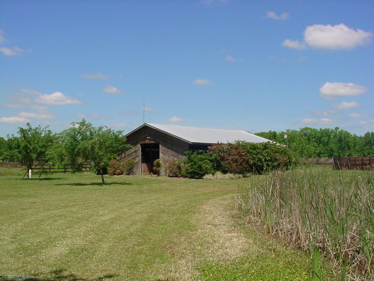 635 West River Road Palatka, FL 32177 - Photo 7 of 16 Horse Stall/Stable
