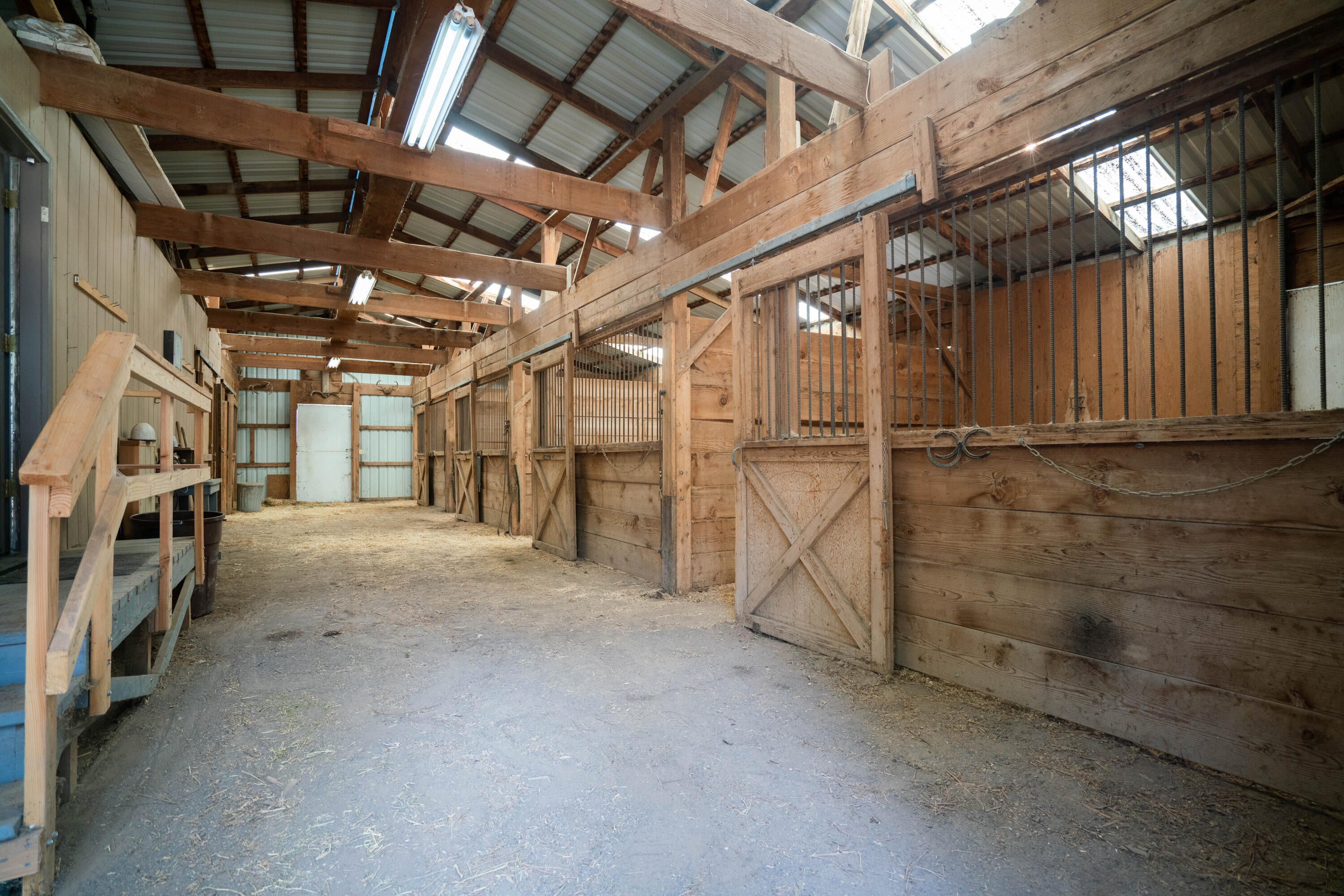 11515 Old Fort Road Klamath Falls, OR 97601 - Photo 41 of 57 34