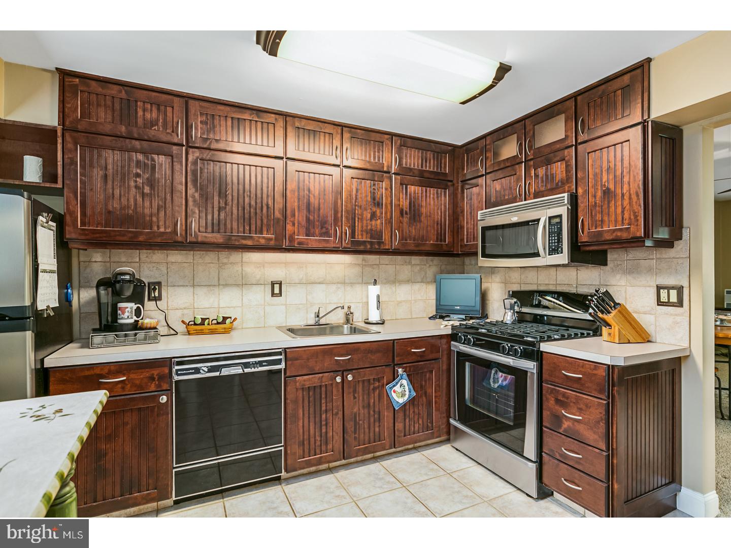 138 Kirkbride Road Voorhees, NJ 08043 - Photo 9 of 25